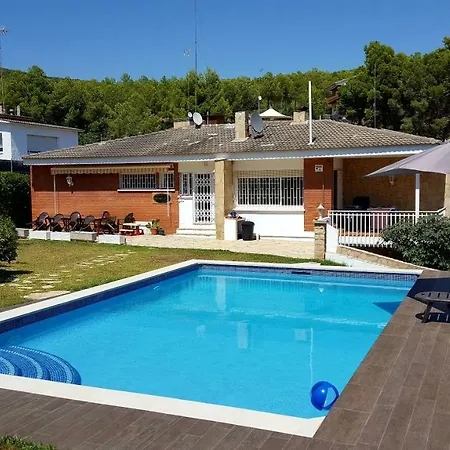Bungalow With Heated Private Pool Apartman *